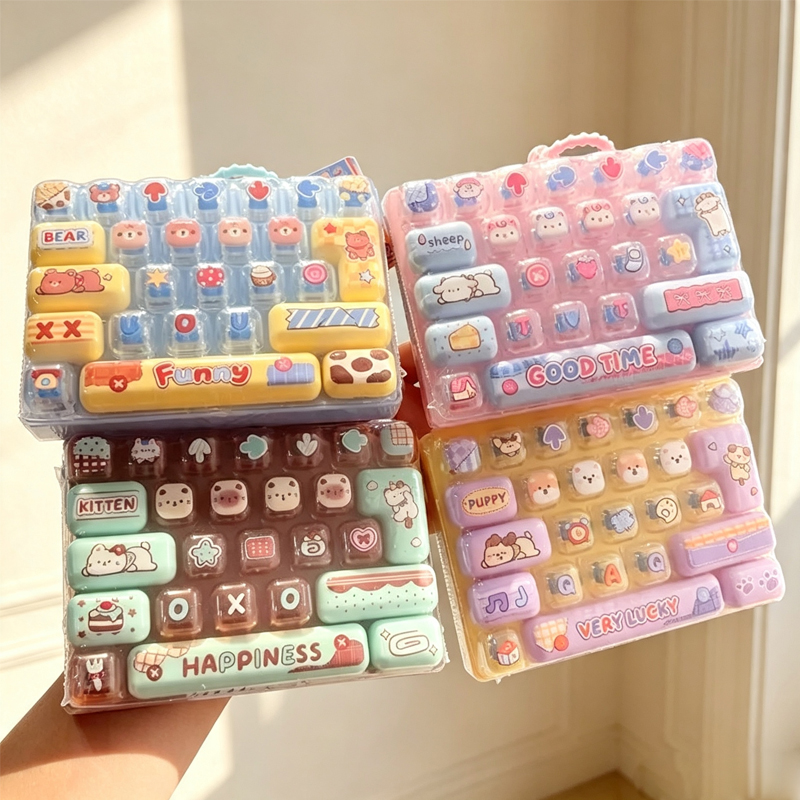 Wedding Yes - มีสินค้าในสต็อก /26Grid Keycap Clicker ของเล่นคลายเครียด พวงกุญแจคีย์บอร์ด