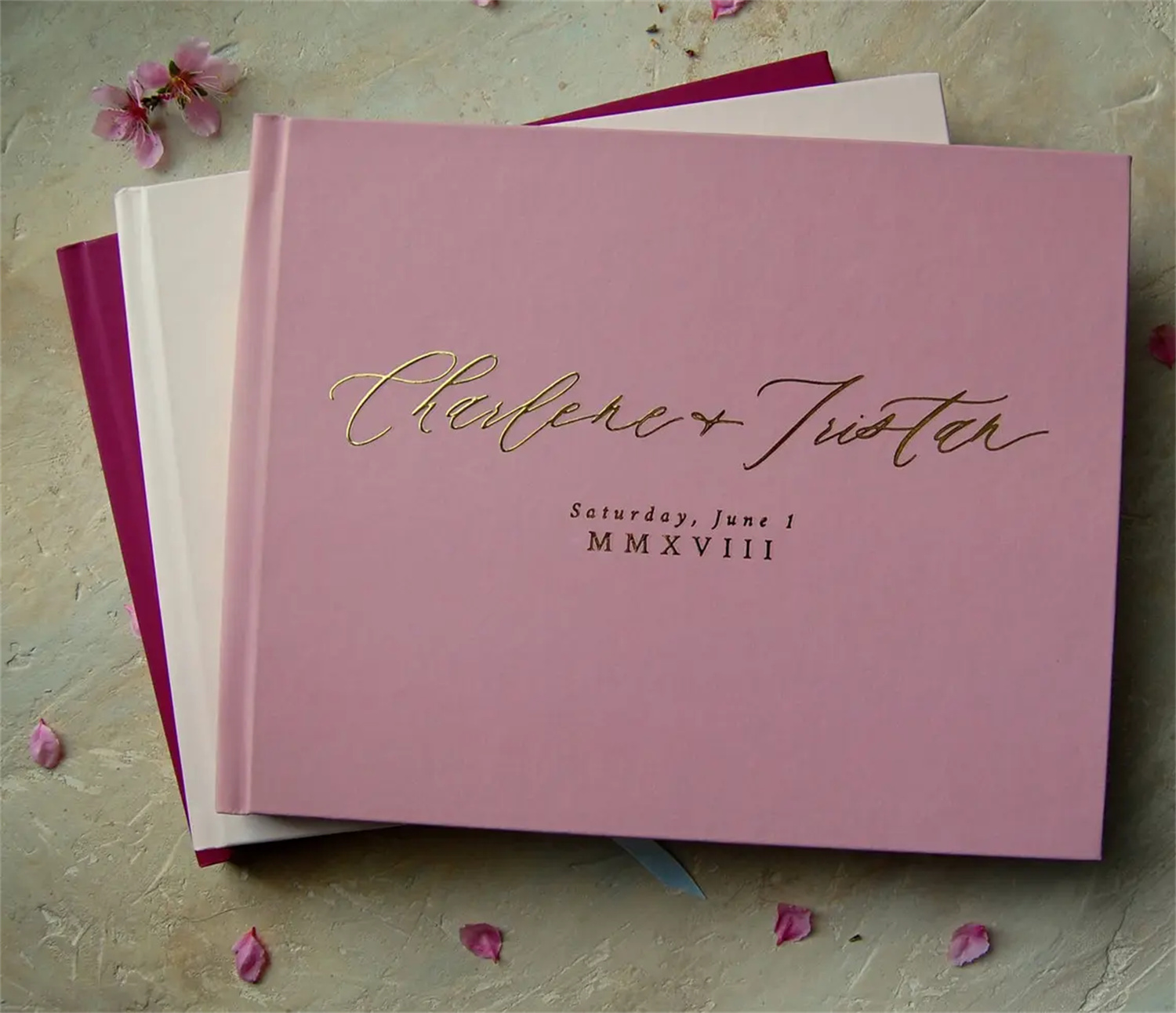 สมุดอวยพรงานแต่งงานปกแข็งแบบกำ - Personalized Guest Book บทวิจารณ์และราคา